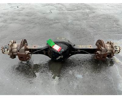 Meritor-Rockwell RS17145 Rear Axle Housing for a Freightliner FL60