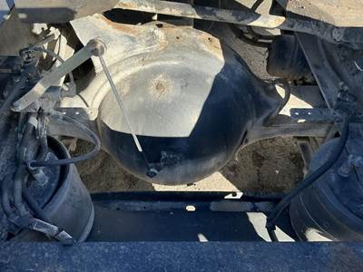 Meritor-Rockwell RS23160 Rear Axle Housing for a Freightliner CASCADIA
