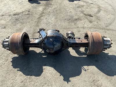 Meritor-Rockwell RS23160 Rear Axle Housing for a Meritor/Rockwell RS23160