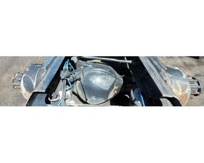 Meritor-Rockwell RS23160 Rear Axle Housing for a Freightliner Cascadia 125