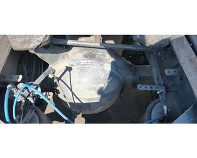 Meritor-Rockwell RS23160 Rear Axle Housing for a Freightliner Cascadia 113