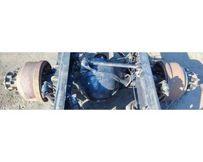 Meritor-Rockwell RS23160 Rear Axle Housing for a Volvo VNR64T