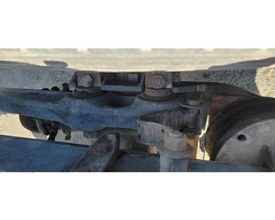 Meritor-Rockwell RS23160 Rear Axle Housing for a Freightliner FLD120