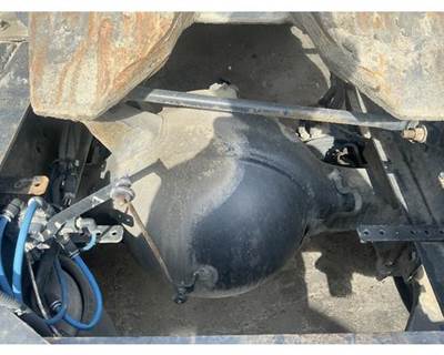 Meritor-Rockwell RS23160 Rear Axle Housing for a Freightliner CASCADIA