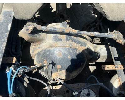 Meritor-Rockwell RS23160 Rear Axle Housing for a Freightliner CASCADIA