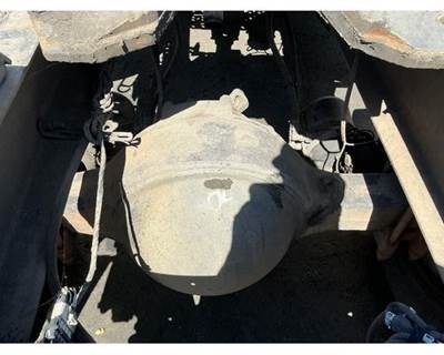 Meritor-Rockwell RS23161 Rear Axle Housing for a Mack CXU612