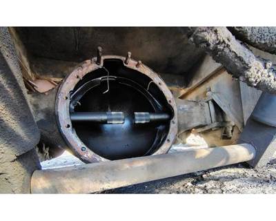 Meritor-Rockwell RS30380 Rear Axle Housing for a Capacity TJ5000