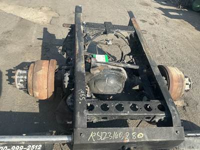 Meritor-Rockwell RSL23160 Rear Axle Housing for a International ProStar