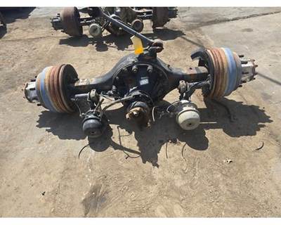Meritor-Rockwell RSL23186 Rear Axle Housing for a Volvo WIA