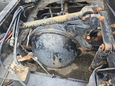 Meritor-Rockwell RS/RR23160 Rear Axle Housing for a White WIM