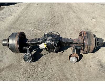 Meritor-Rockwell SLHDR Rear Axle Housing for a GMC BRIGADIER