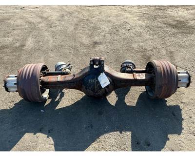 Meritor-Rockwell SQHDR Rear Axle Housing for a White WXLL Xpeditor