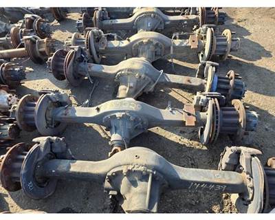 Spicer S130 Rear Axle Housing for a Workhorse W62