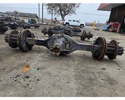 Spicer S130 Rear Axle Housing for a Workhorse Custom Chassis W62