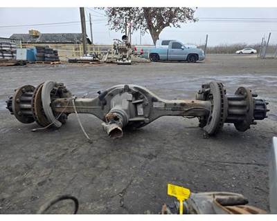 Spicer S130 Rear Axle Housing for a Workhorse W62