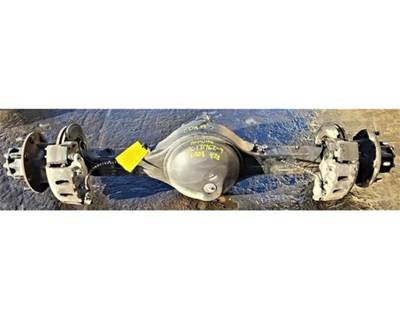 Spicer S150S Rear Axle Housing for a International 1652-UPS