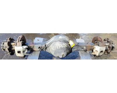 Spicer S150S Rear Axle Housing for a International 1552-SC