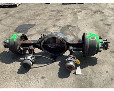 Spicer S23170 Rear Axle Housing for a International DuraStar 4300