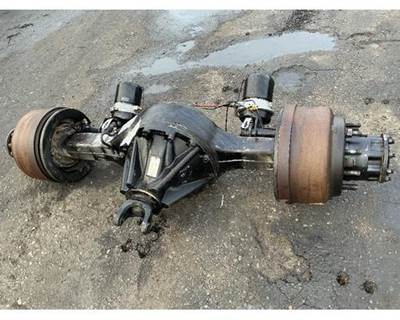 Spicer S23170 Rear Axle Housing for a Capacity Of Texas TJ5000