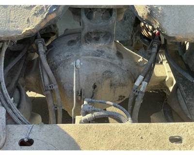 Spicer S23190 Rear Axle Housing for a Kenworth T680