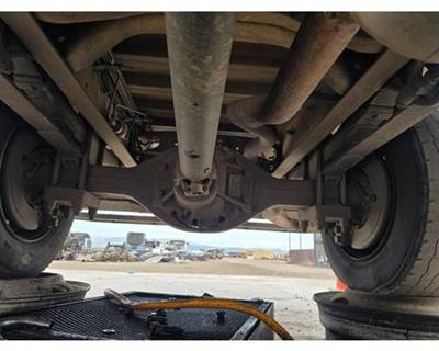 Spicer W62 Rear Axle Housing for a Workhorse W62