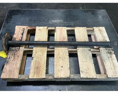 Meritor-Rockwell MD20143 Axle Shaft for a Volvo VNL