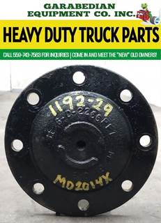 Meritor-Rockwell MD2014X Axle Shaft for a Freightliner Cascadia 125