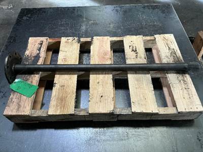 Meritor-Rockwell MD2014X Axle Shaft for a Meritor/Rockwell MD2014X