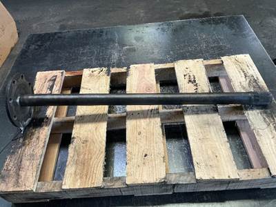 Meritor-Rockwell MD2014X Axle Shaft for a Meritor/Rockwell MD2014X