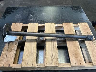 Meritor-Rockwell MD2014X Axle Shaft for a Meritor/Rockwell MD2014X