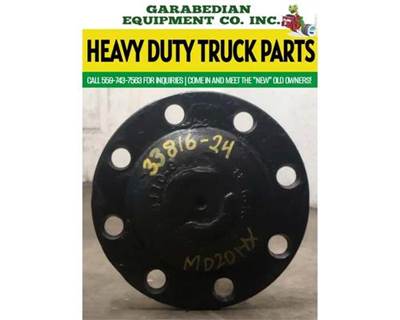 Meritor-Rockwell MD2014X Axle Shaft for a Volvo VNL