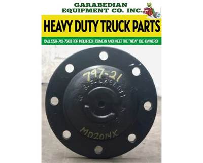 Meritor-Rockwell MD2014X Axle Shaft for a Freightliner Cascadia 125