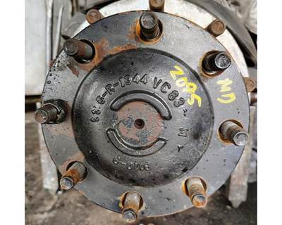 Meritor-Rockwell MD2014X Axle Shaft for a International RH613