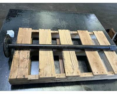 Meritor-Rockwell MD2014X Axle Shaft for a Volvo VNL