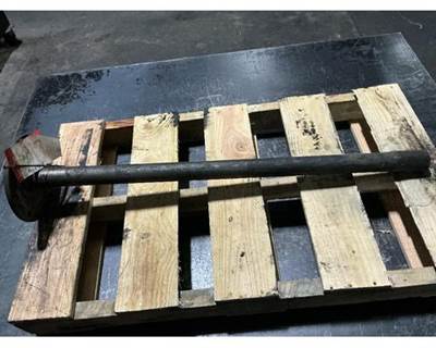Meritor-Rockwell Axle Shaft for a Peterbilt 579