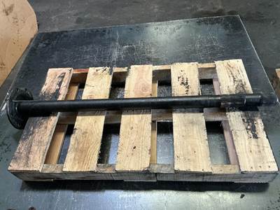 Meritor-Rockwell ME20165 (RSL23160) Axle Shaft for a Meritor/Rockwell ME20165 (RSL23160)