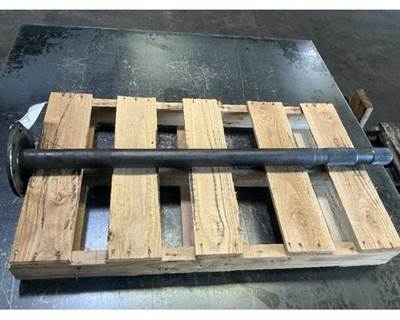 Meritor-Rockwell ME20165 (RSL23160) Axle Shaft for a Mack CXU633T