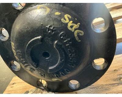 Meritor-Rockwell ME20165 (RSL23160) Axle Shaft for a Mack CXU633T