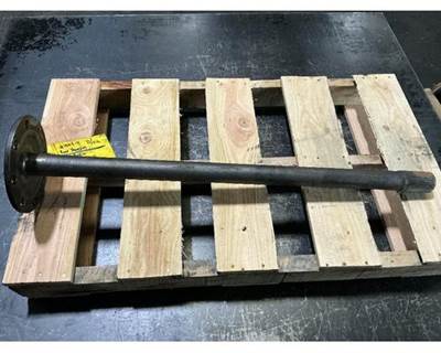 Meritor-Rockwell MR20143 Axle Shaft for a Volvo VNL670