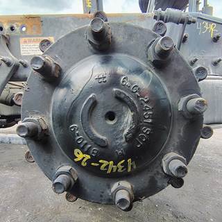 Meritor-Rockwell MR2014E Axle Shaft for a Freightliner Cascadia 126