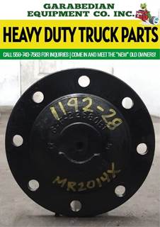 Meritor-Rockwell MR2014X Axle Shaft for a Freightliner Cascadia 125