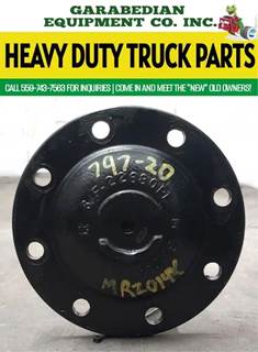 Meritor-Rockwell MR2014X Axle Shaft for a Freightliner Cascadia 125
