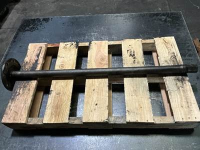 Meritor-Rockwell MR2014X Axle Shaft for a Volvo VNL