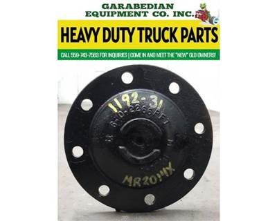 Meritor-Rockwell MR2014X Axle Shaft for a Freightliner Cascadia 125