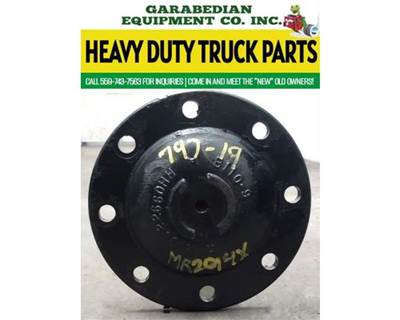 Meritor-Rockwell MR2014X Axle Shaft for a Freightliner Cascadia 125