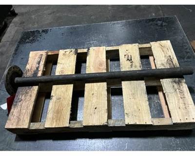 Meritor-Rockwell MR2014X Axle Shaft for a Peterbilt 579