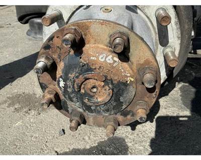 Meritor-Rockwell MR2014X Axle Shaft for a International RH613