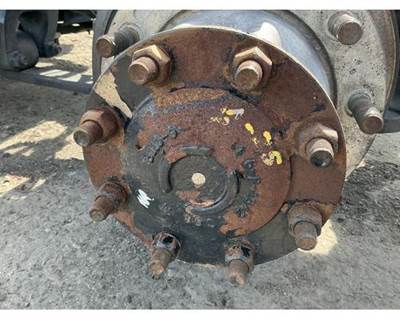 Meritor-Rockwell MR2014X Axle Shaft for a International RH613