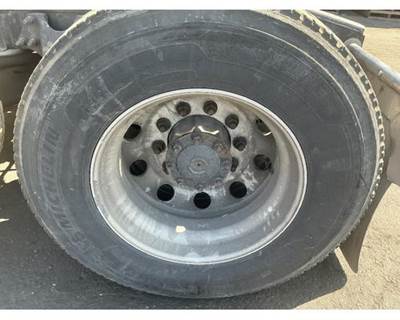 Meritor-Rockwell MR2014X Axle Shaft for a International LT625