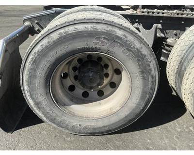 Meritor-Rockwell MR2014X Axle Shaft for a International LT625